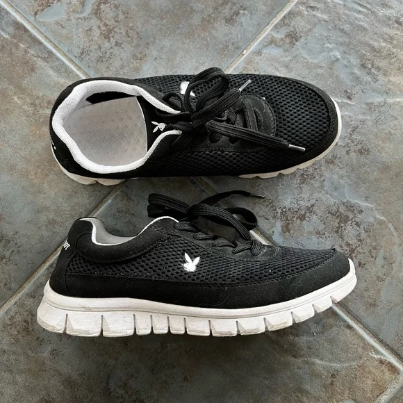 Playboy Runners - Picture 6 of 6